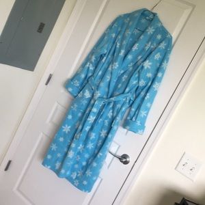 Snuggly blue robe